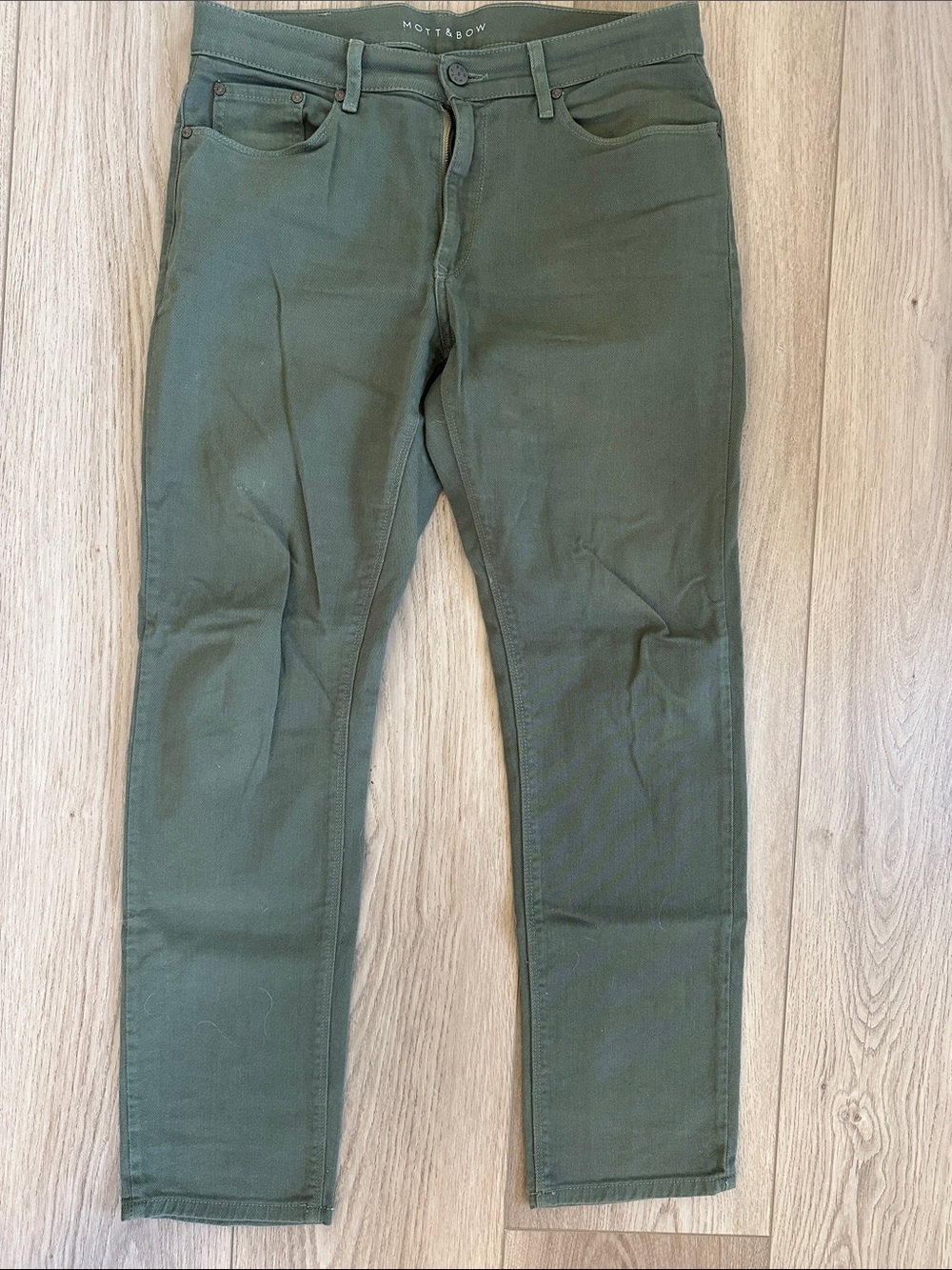 Mott & Bow Slim Jeans